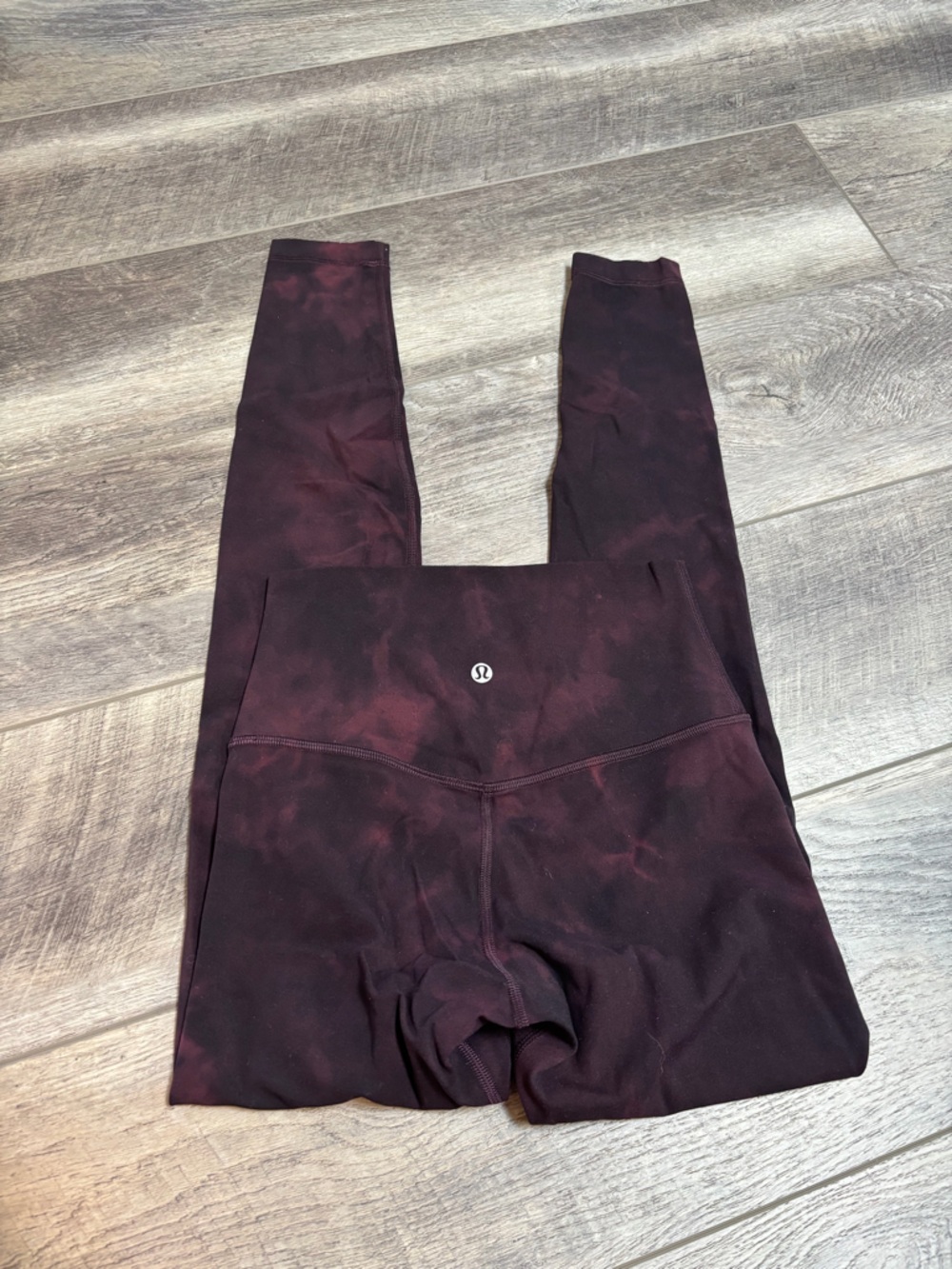 Lululemon Align Pant 28" *Diamond Dye
Diamond Dye Cassis Black Size 4